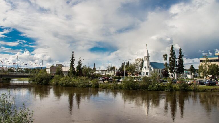 Cheapest City to Fly to Alaska from